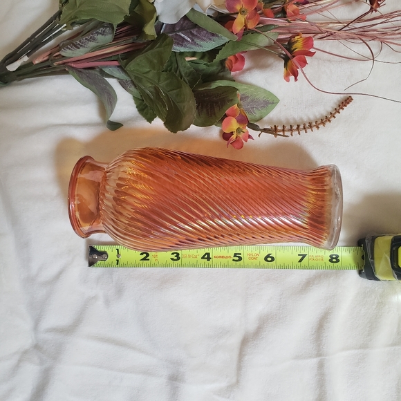 VINTAGE Peach Lustre/Marigold Carnival glass vase - Picture 4 of 6